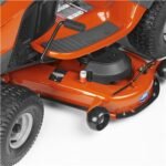 Tondeuse Autoportée Husqvarna TC 242 T  à bac arrière – Image 4