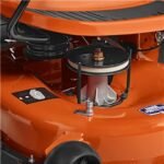 Tondeuse Autoportée Husqvarna TC 242 T  à bac arrière – Image 6